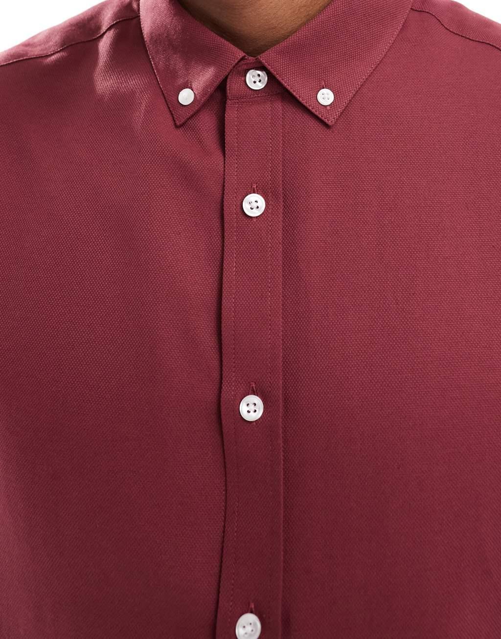 ASOS DESIGN oxford regular shirt in burgundy Product Image