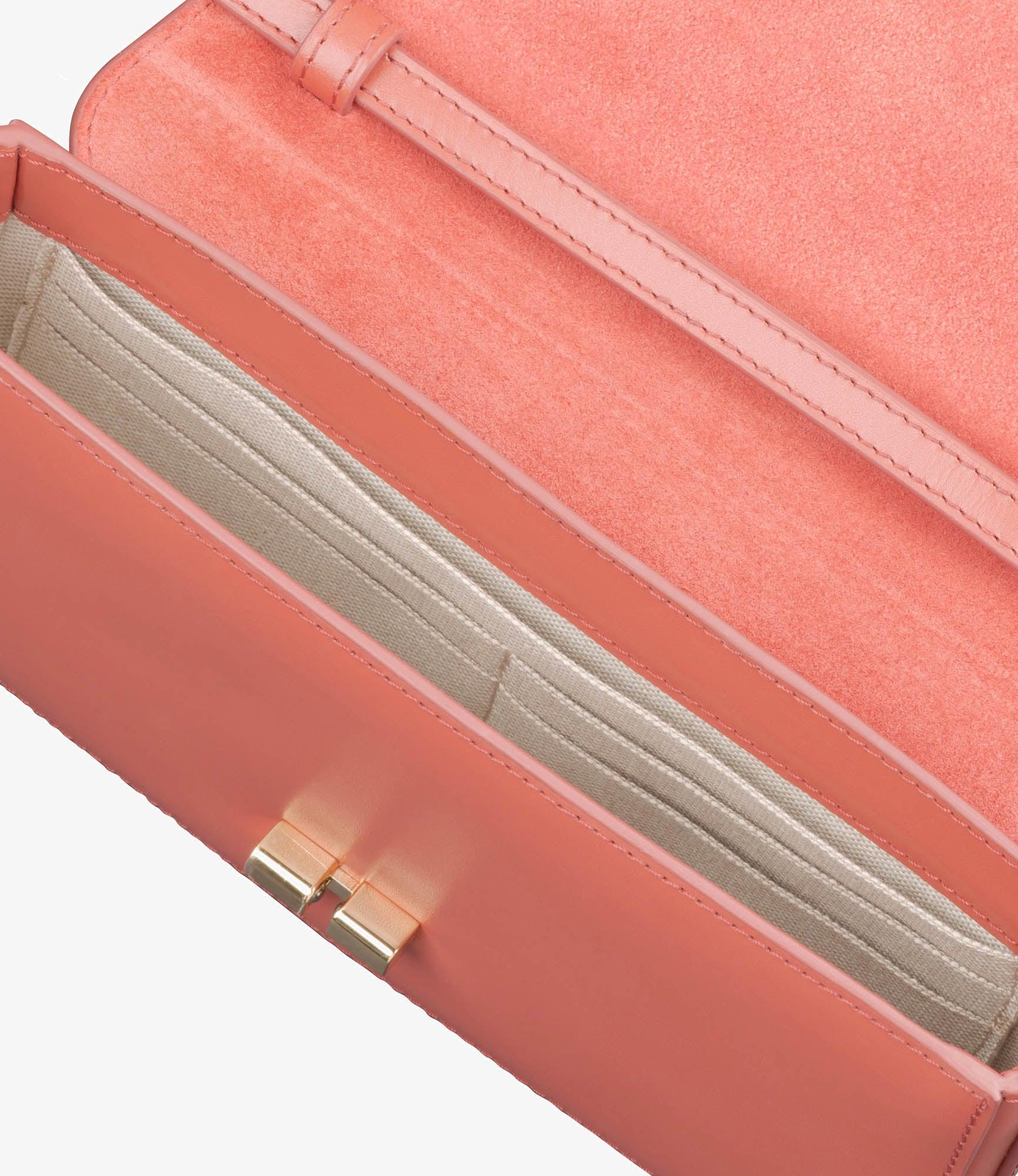 Grace Chaine clutch Product Image