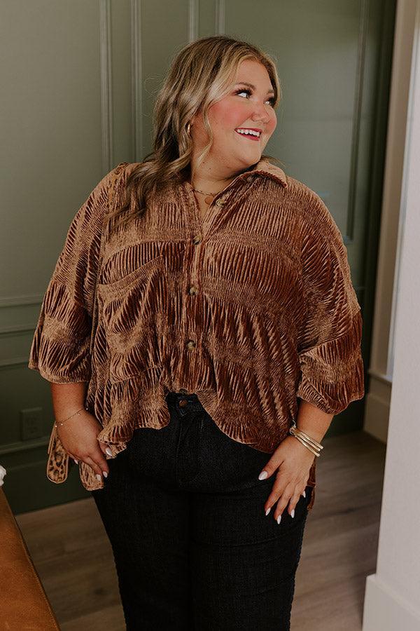 Roman Holiday Velvet Top In Brown Curves Product Image