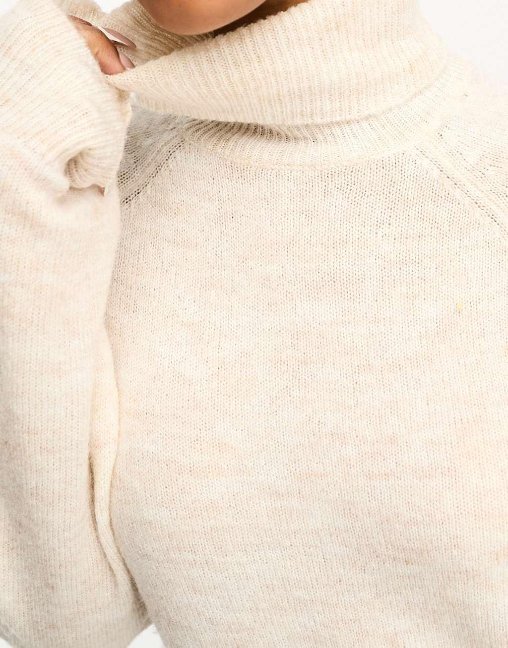 Pieces turtleneck sweater Product Image