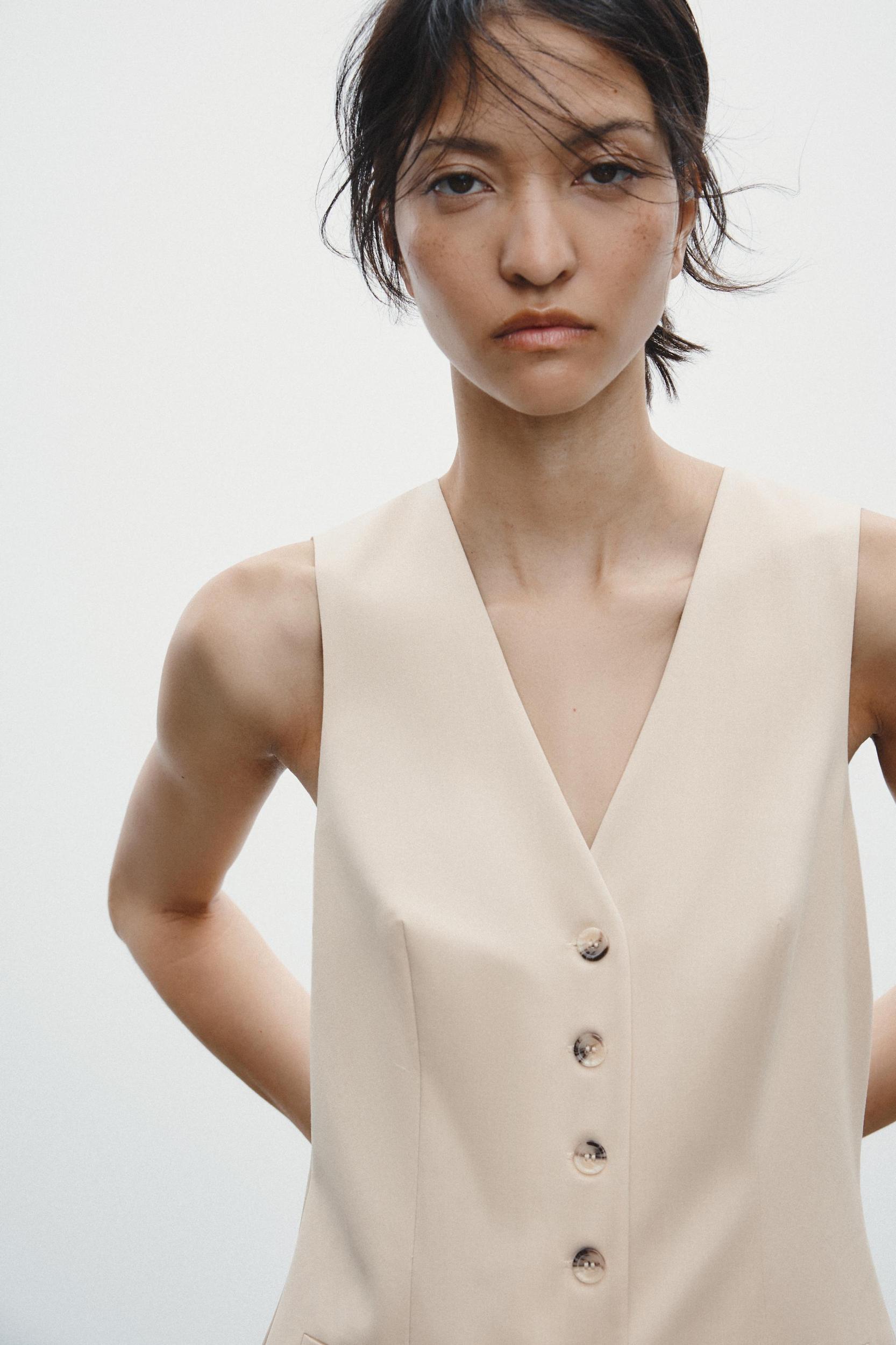 SHORT STRIPED PLEATED DRESS Product Image