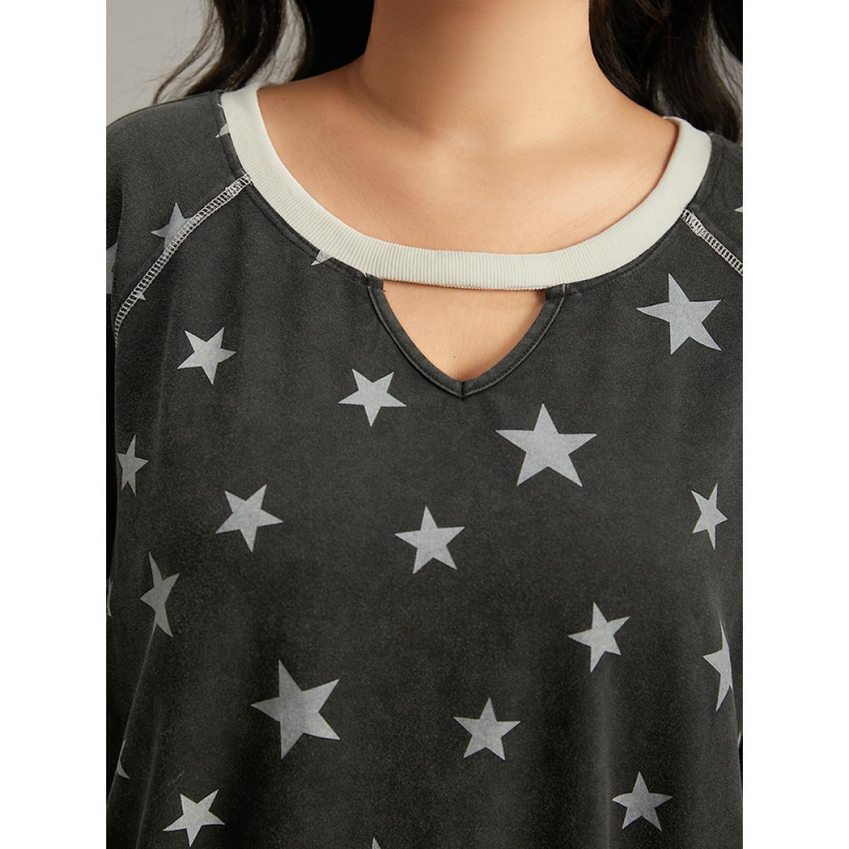 Plus Size Star Print Keyhole Rib Knit Hem Sweatshirt Women Black Casual Elastic cuffs Keyhole Cut-Out Dailywear Sweatshirts BloomChic 18-20/2X Product Image
