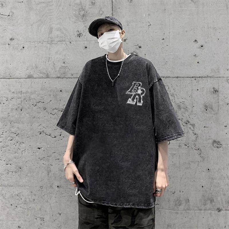 Short-Sleeve Crew Neck Washed Lettering T-Shirt Product Image