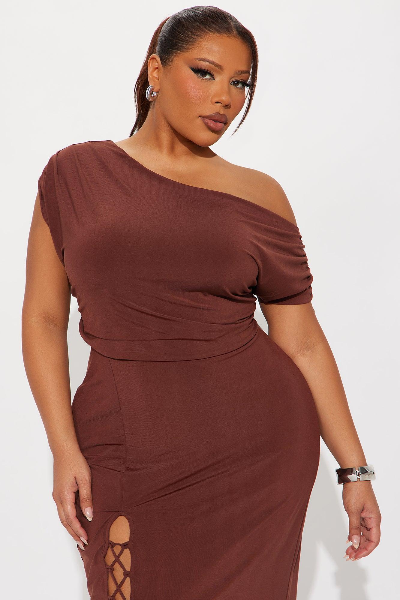 She's a Vision Maxi Dress - Brown Product Image