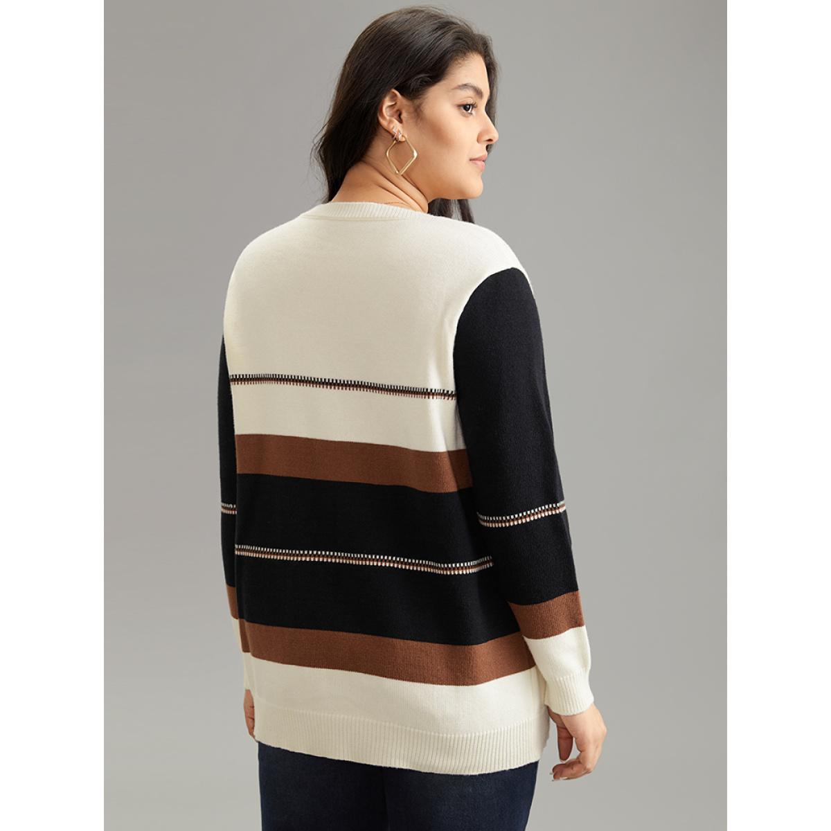 Plus Size Supersoft Essentials Colorblock Very Stretchy Pullover Multicolor Women Casual Loose Long Sleeve V-neck Dailywear Pullovers BloomChic 26/4X Product Image