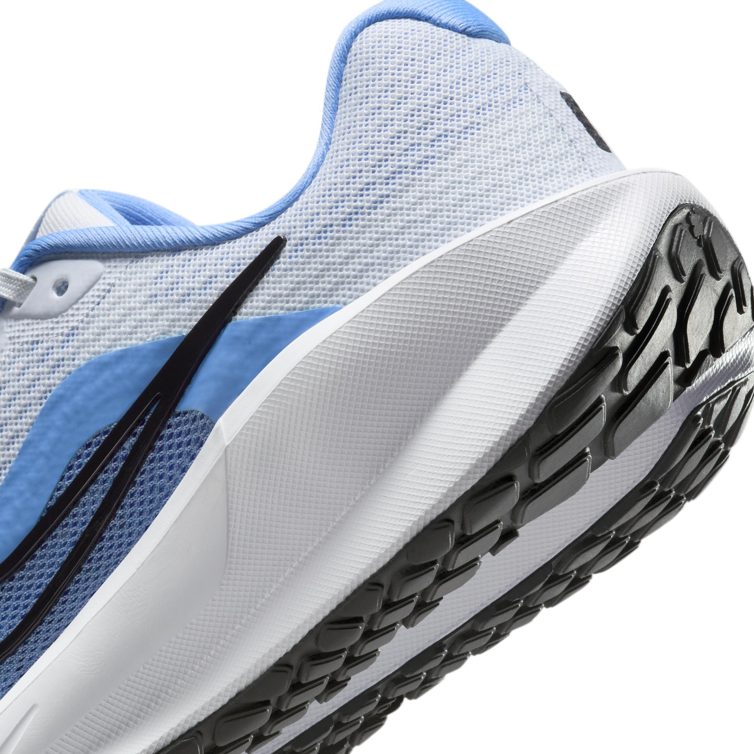Nike Downshifter 13 Women's Road Running Shoes, Size: 5.5, Light Blue Product Image