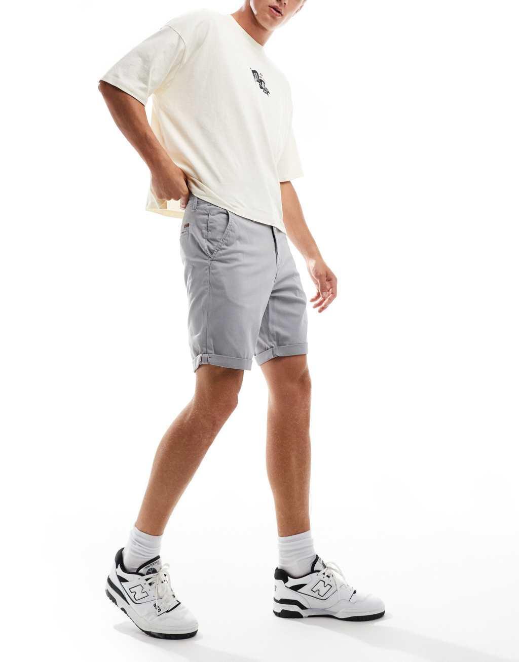 Jack & Jones chino shorts in gray Product Image