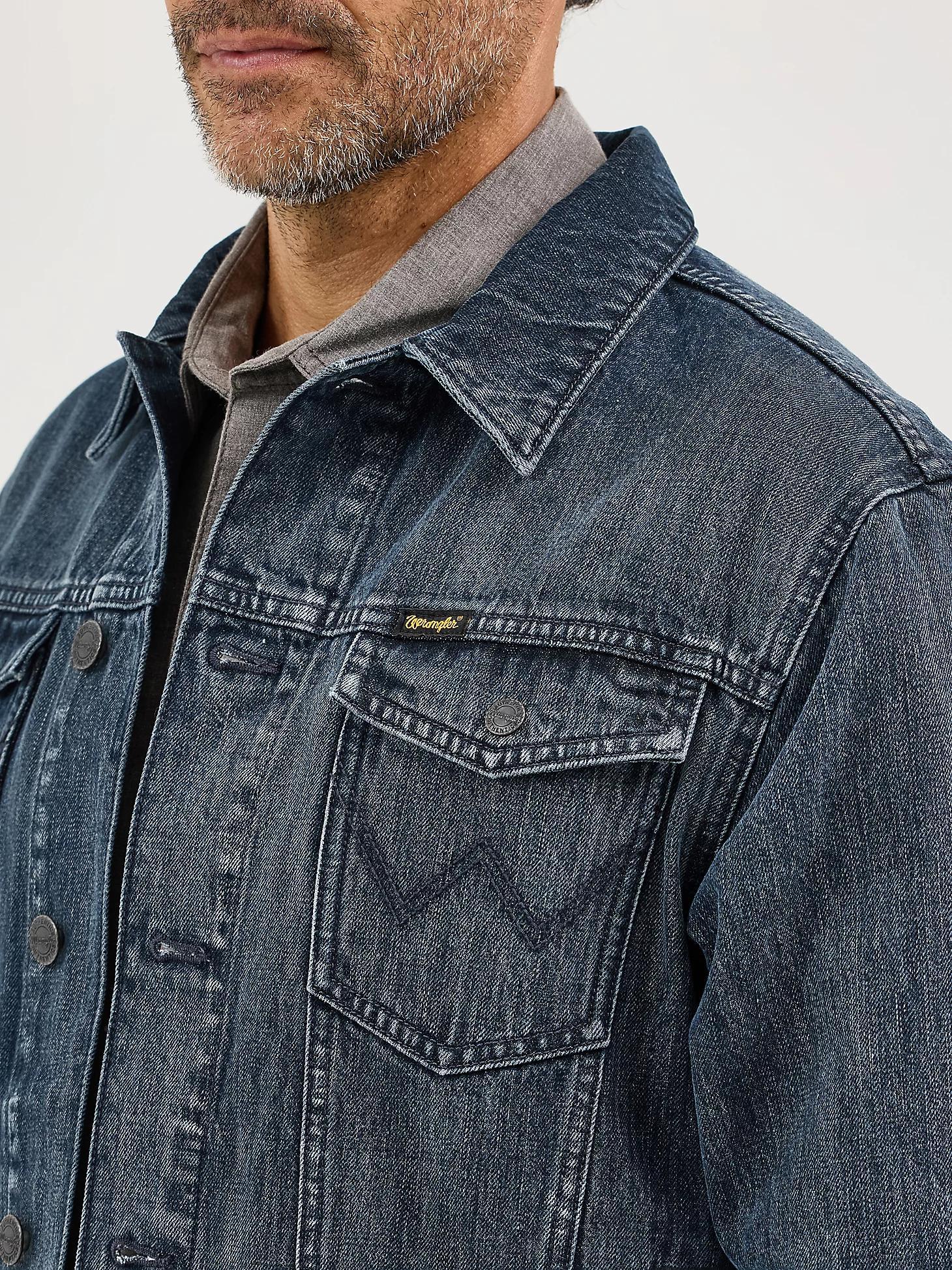 Men's Wrangler Retro® Unlined Denim Jacket | Men's JACKETS & OUTERWEAR | Wrangler® Product Image