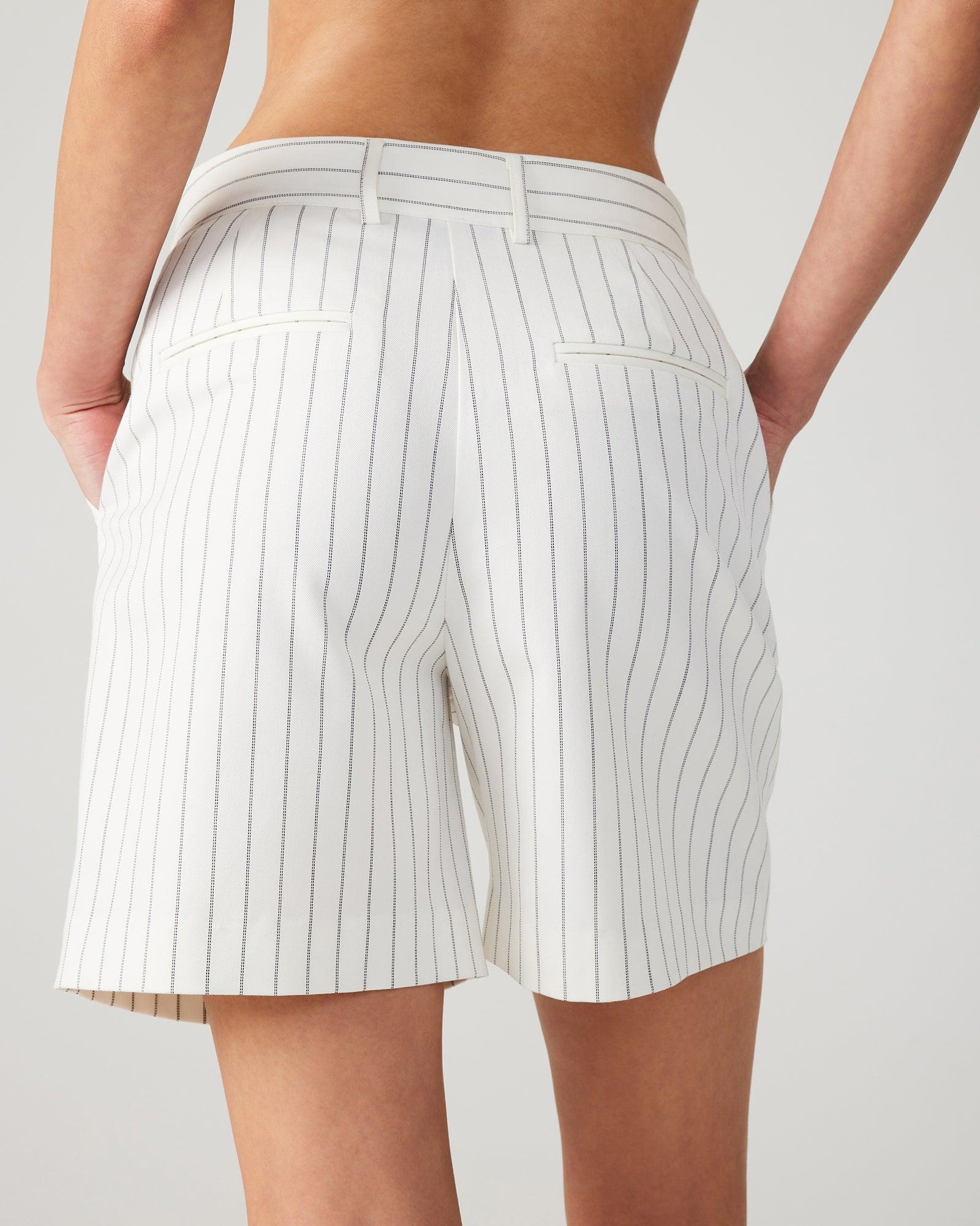 RUBINA SHORTS WHITE/BLACK Female Product Image