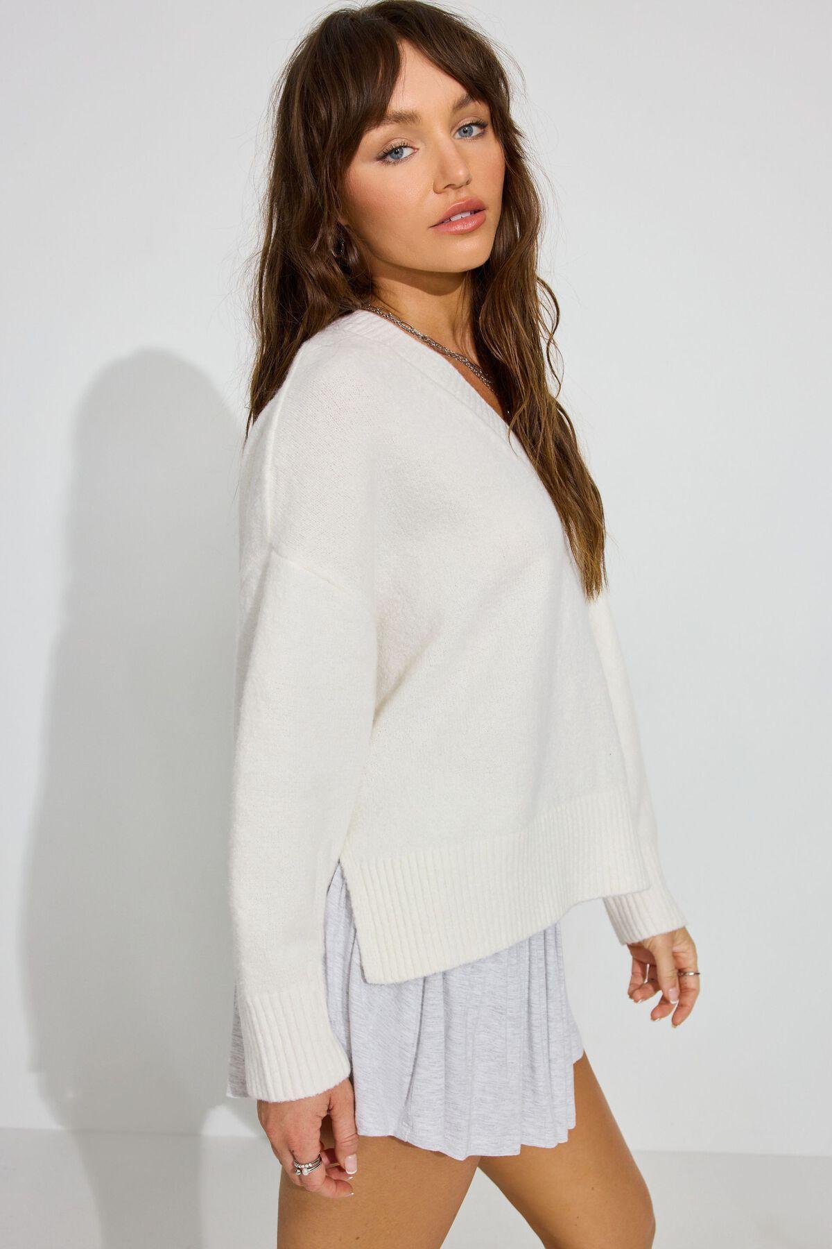 Cozy V Neck Relaxed Sweater Product Image