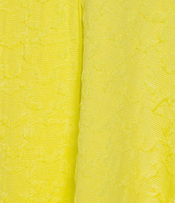 Calessa Petite Size Textured Knit Scoop Neck Short Sleeve Asymmetric Hem Tunic Product Image