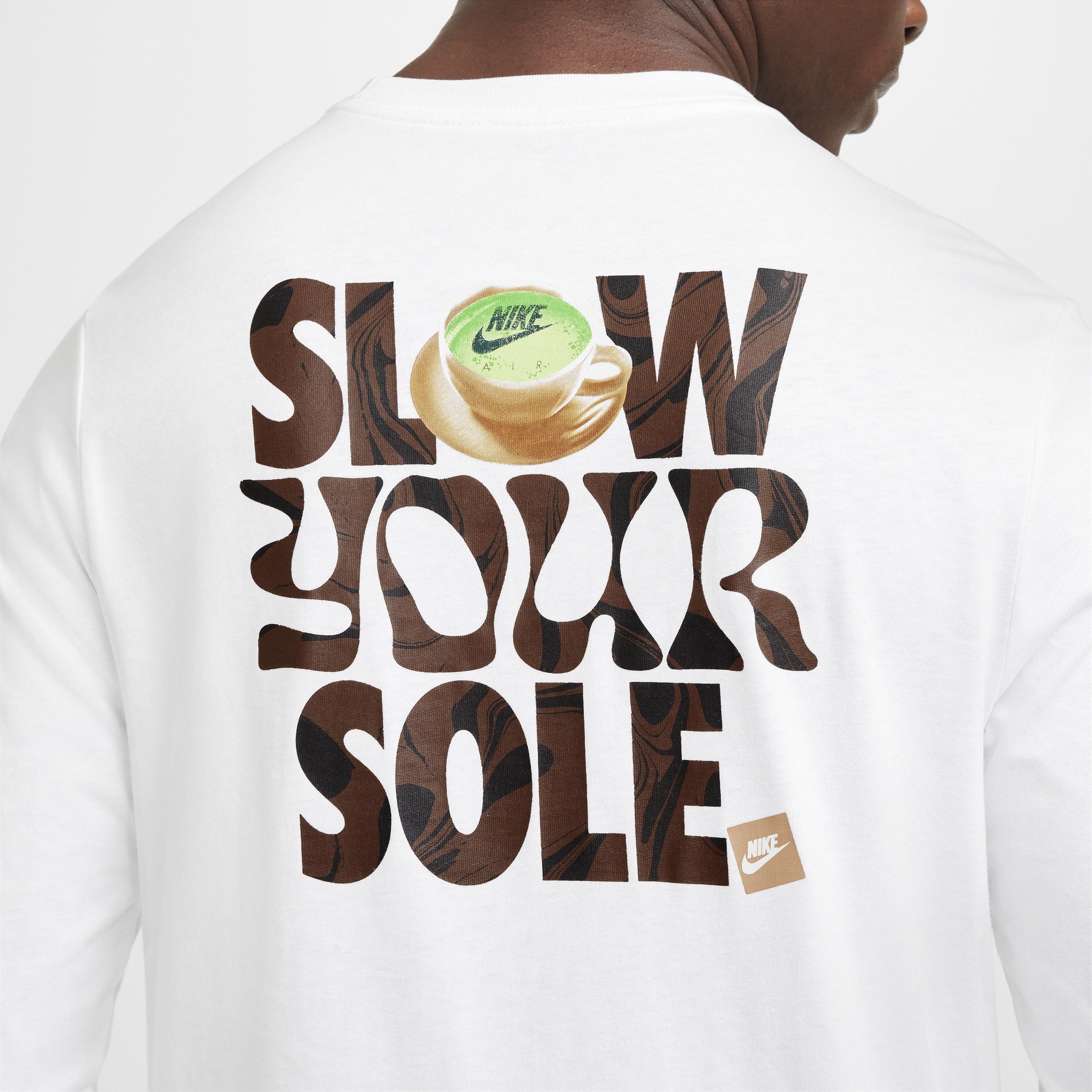 Men's Nike Sportswear Club Long-Sleeve T-Shirt Product Image