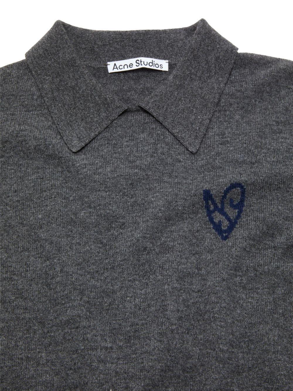 heart-motif polo-collar top Product Image