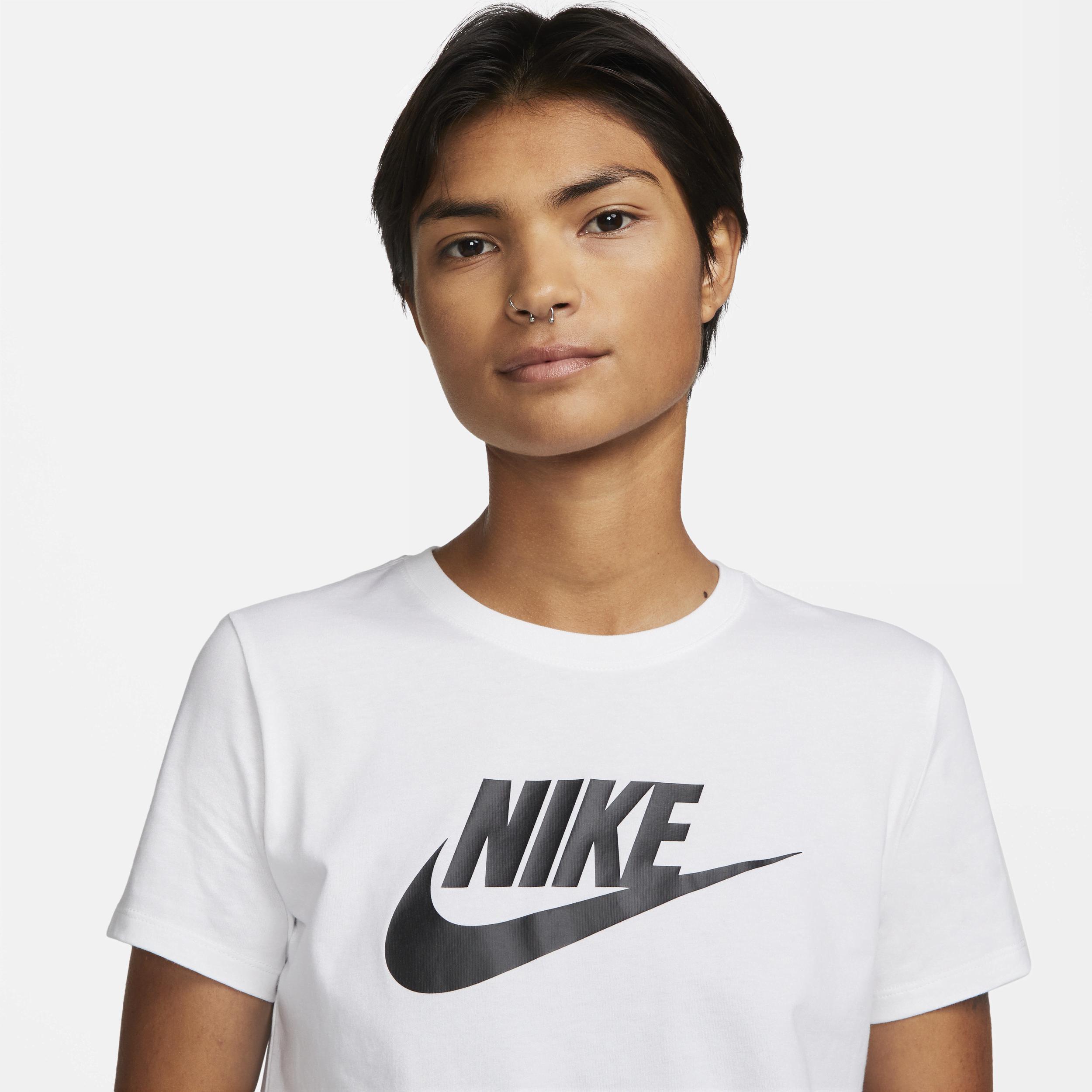 Nike Sportswear Essentials Women's Logo T-Shirt Product Image