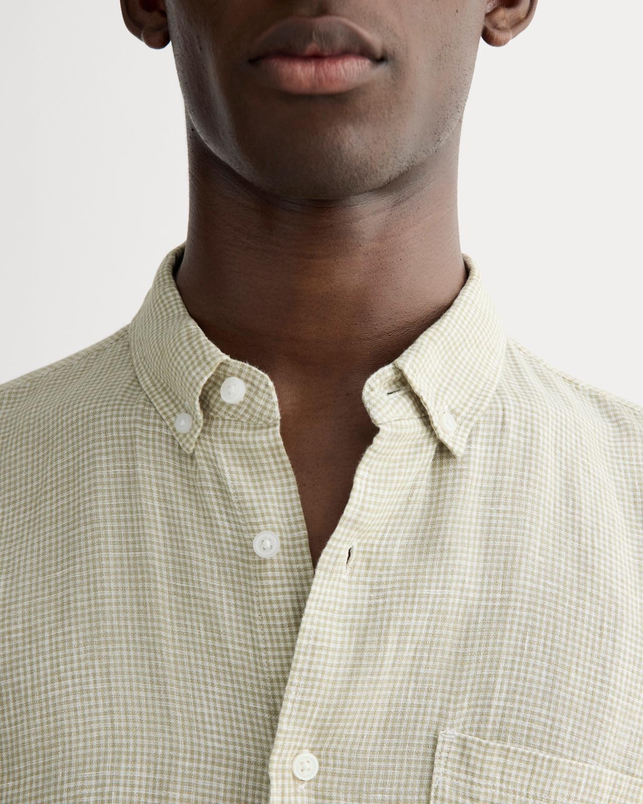 The Classic Short-Sleeve Shirt in Linen Product Image