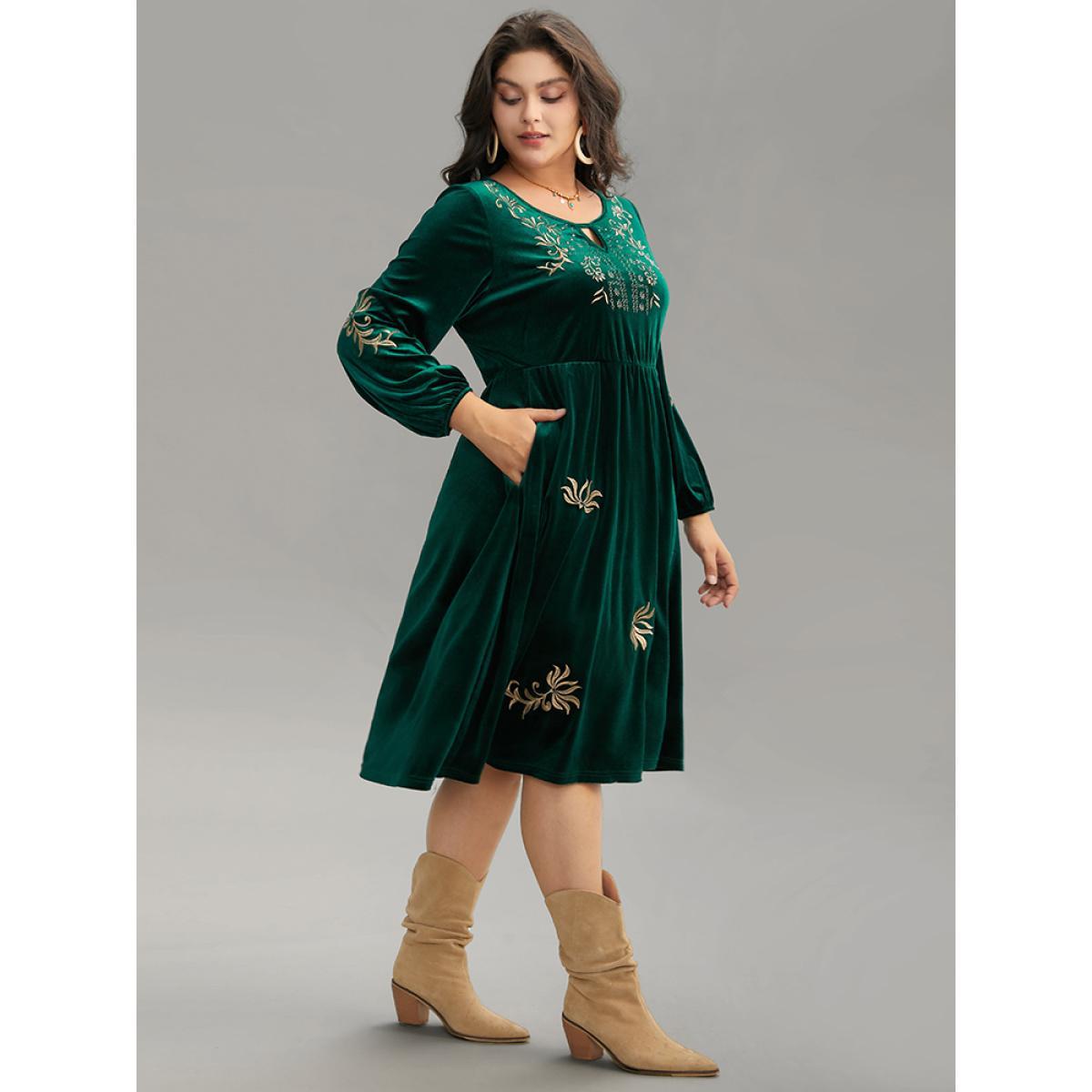 Plus Size Boho Print Embroidered Velvet Keyhole Dress DarkGreen Women Vacation Velvet Keyhole Cut-Out Long Sleeve Curvy Midi Dress BloomChic 18-20/2X Product Image