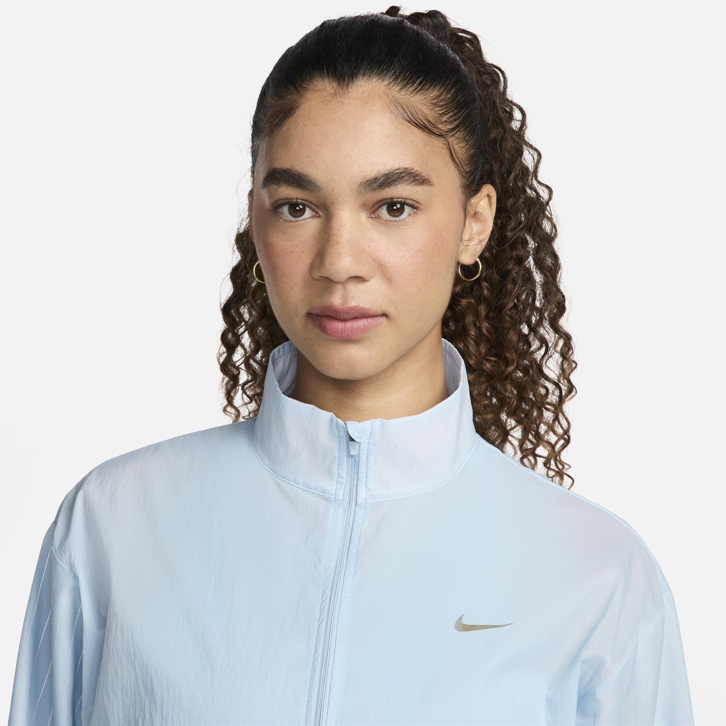 Nike Running Division Women's Running Jacket Product Image