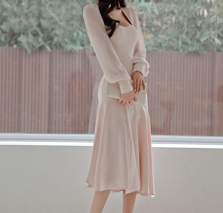 Long-Sleeve Plain Asymmetrical Midi Mermaid Dress Product Image