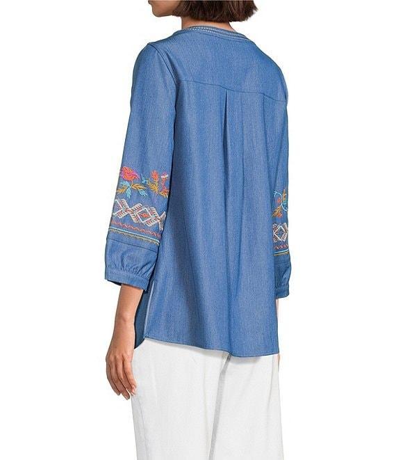 Calessa Petite Size Embroidered Patchwork Split V-Neck 3/4 Sleeve Tunic Product Image