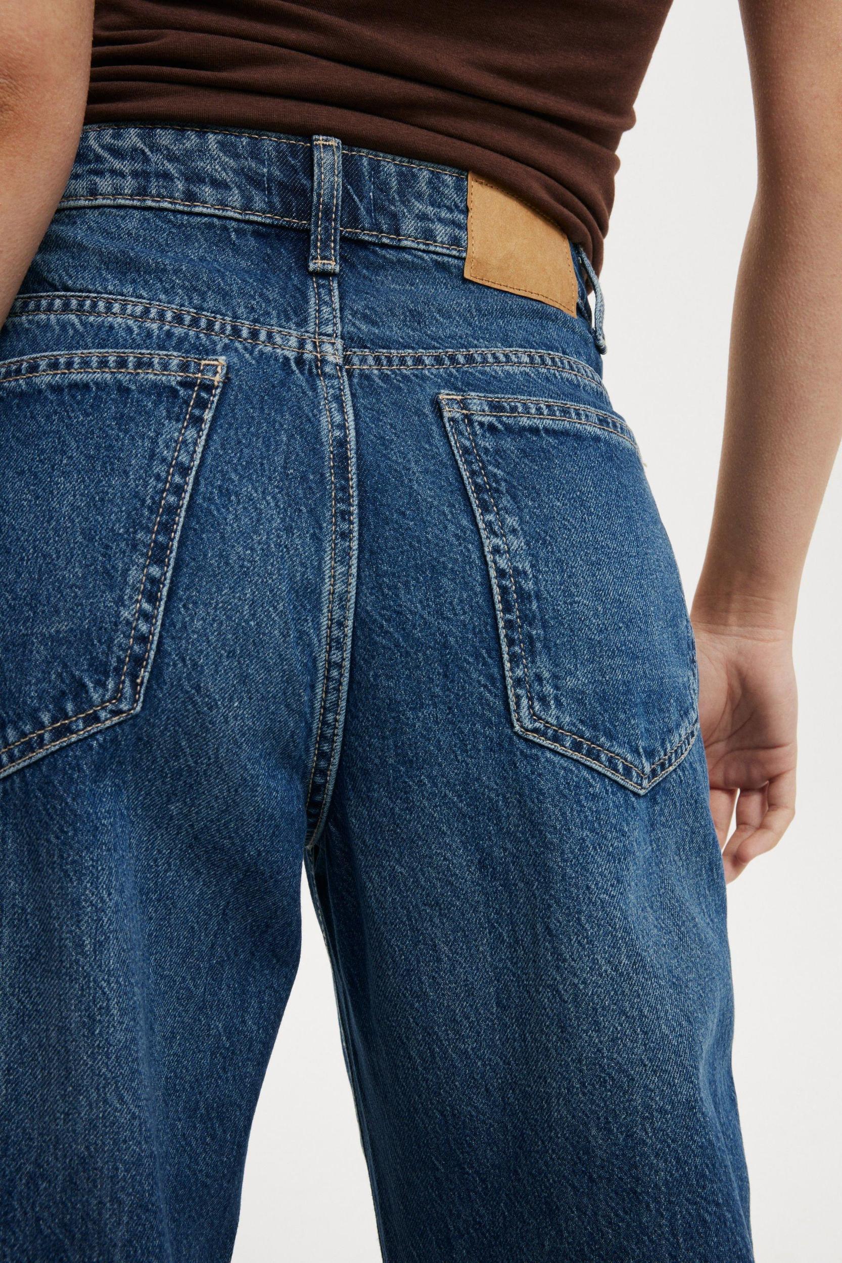 Relaxed Wide Jean Product Image