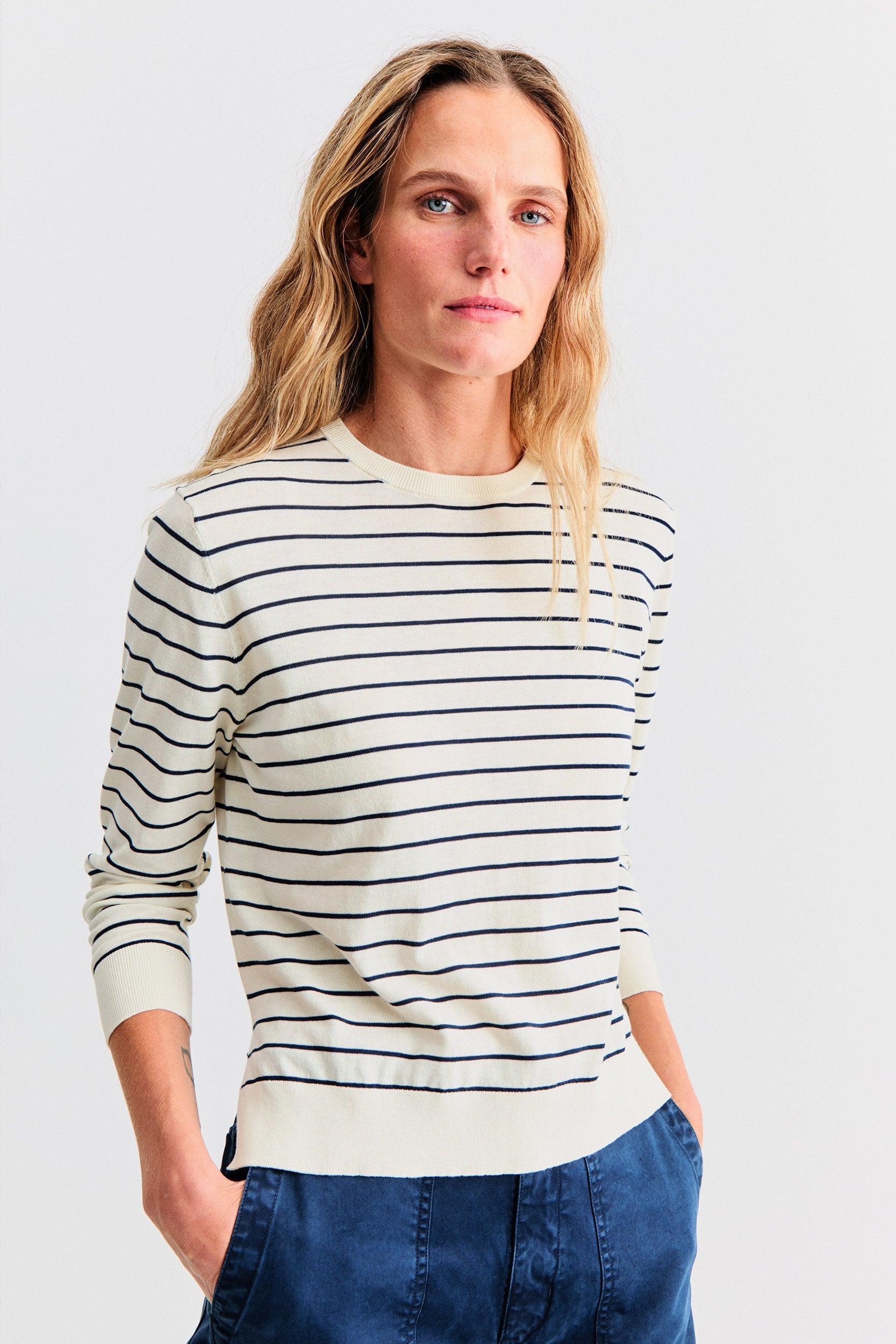 The Larsen - Cream/Navy Product Image