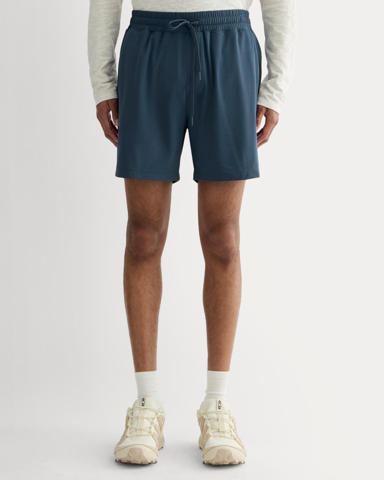 The Off-Duty Tech Short Product Image