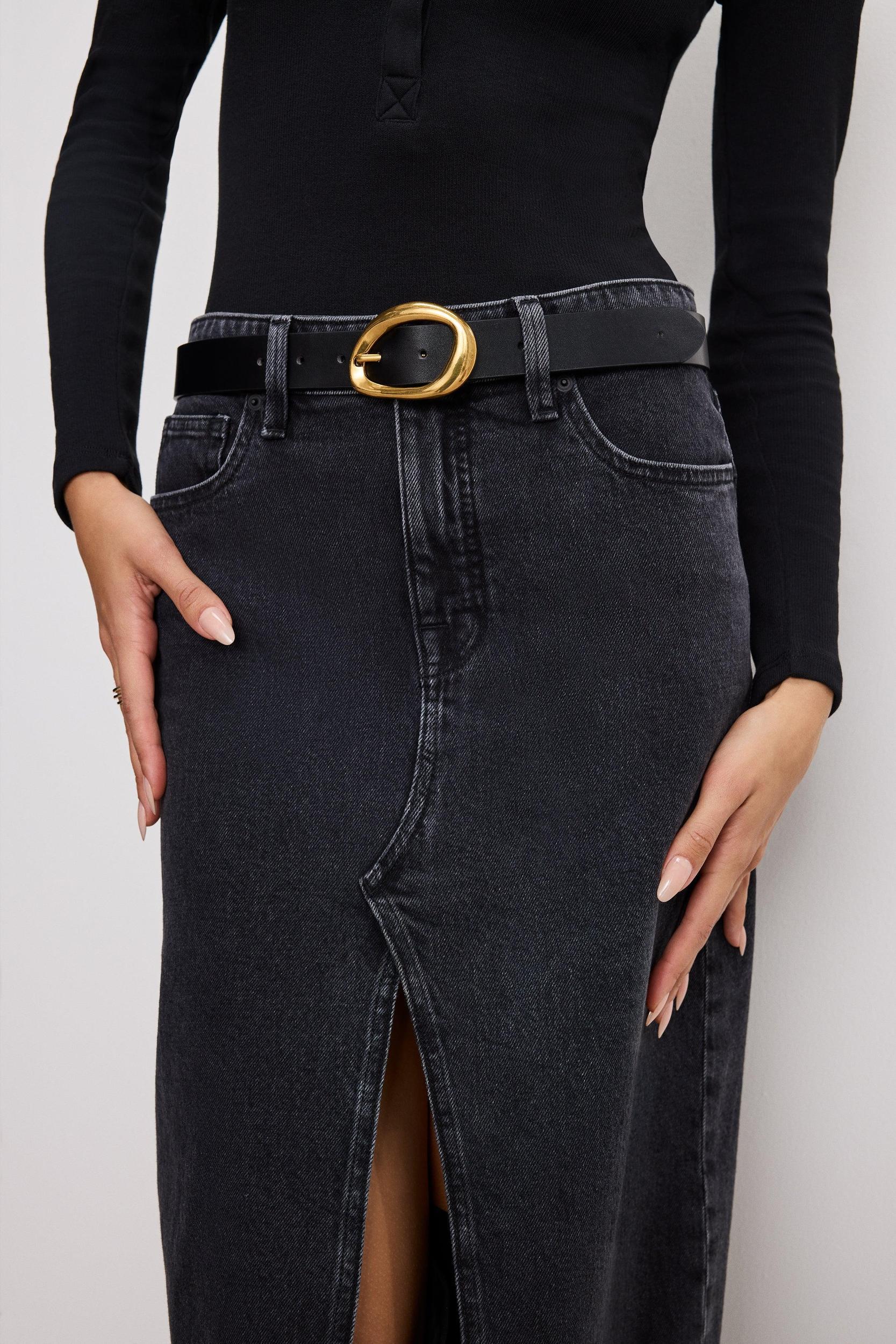 GOOD EASE SKIRT | BLACK351 Product Image