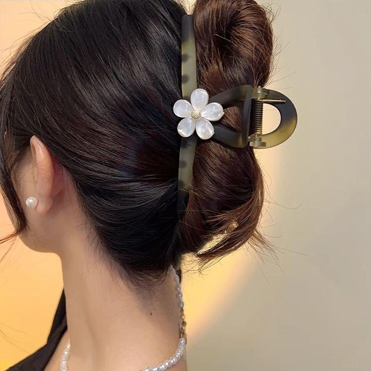 Floral Acrylic Hair Claw Clip Product Image