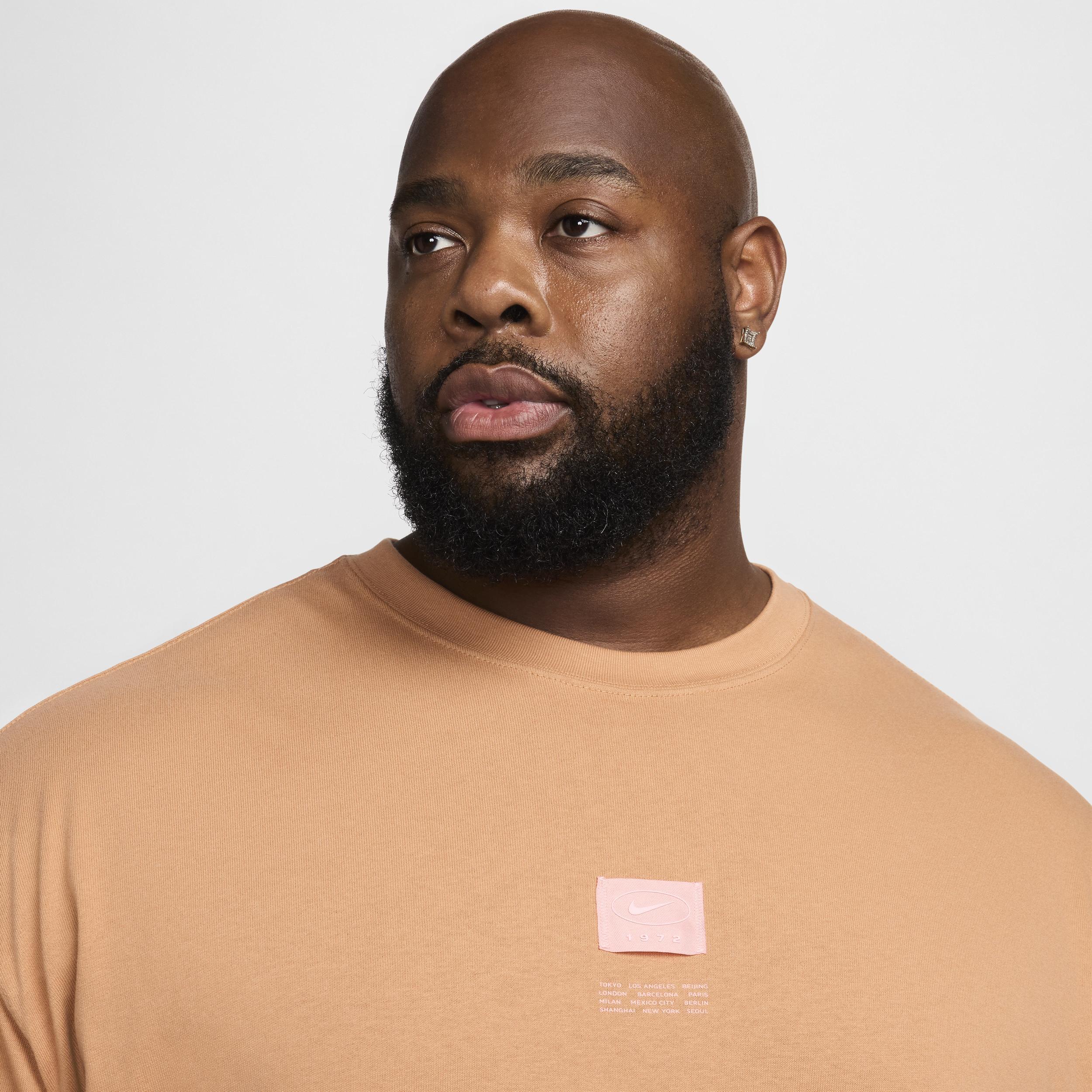 Nike Sportswear Men's Max90 T-Shirt Product Image