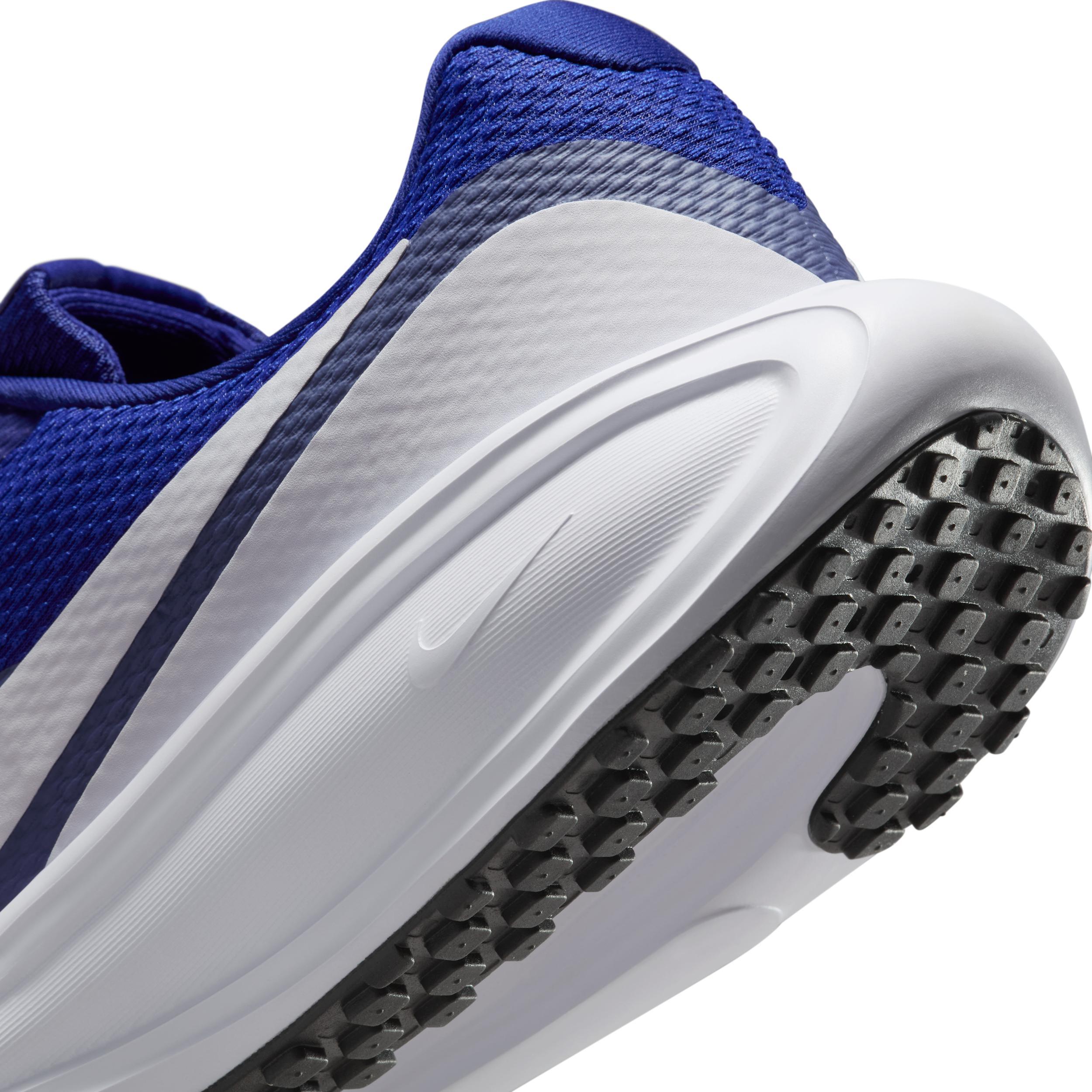 Nike Men's Revolution 8 Road Running Shoes Product Image