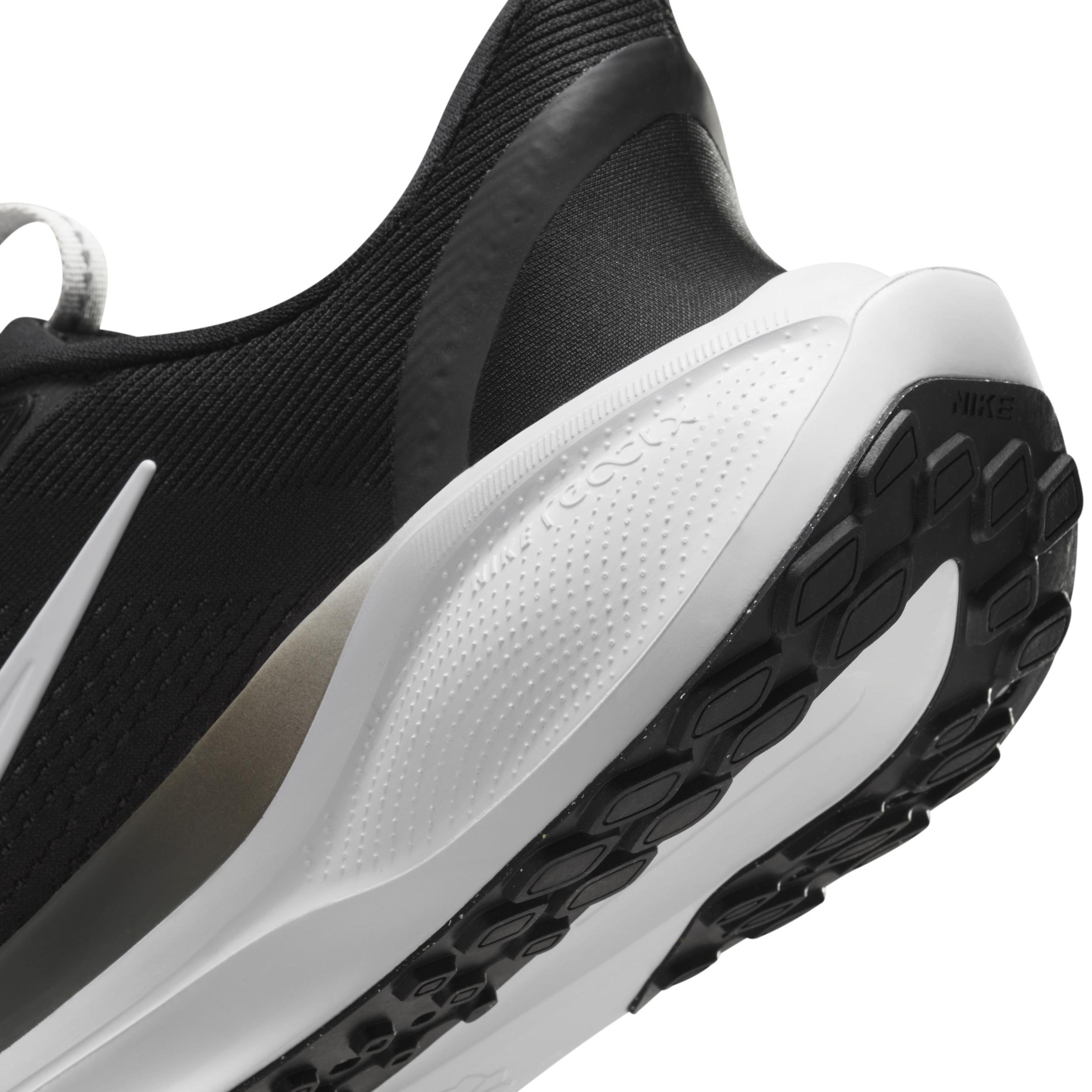 Nike Women's Pegasus EasyOn Road Running Shoes Product Image