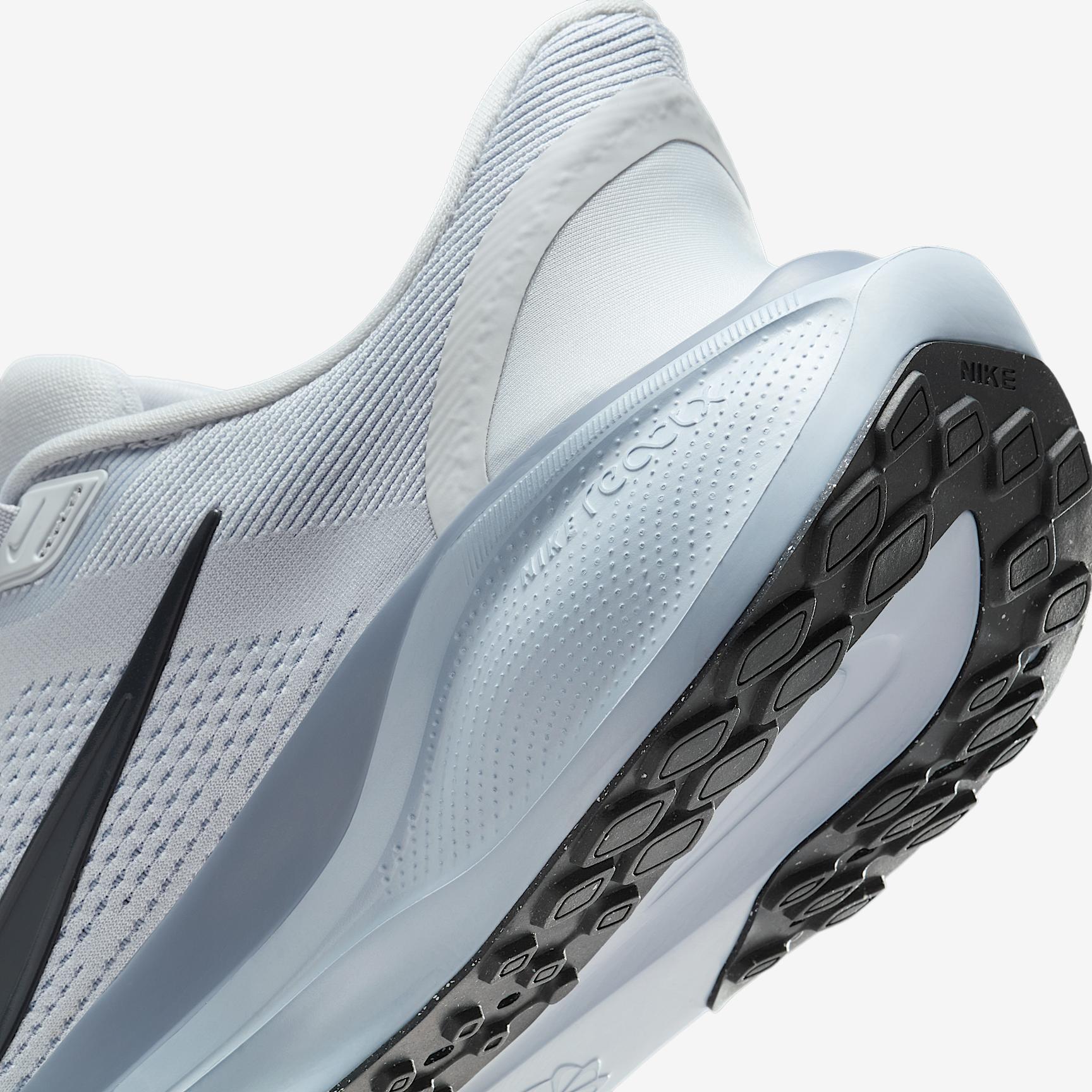 Nike Pegasus EasyOn Men's Road Running Shoes Product Image