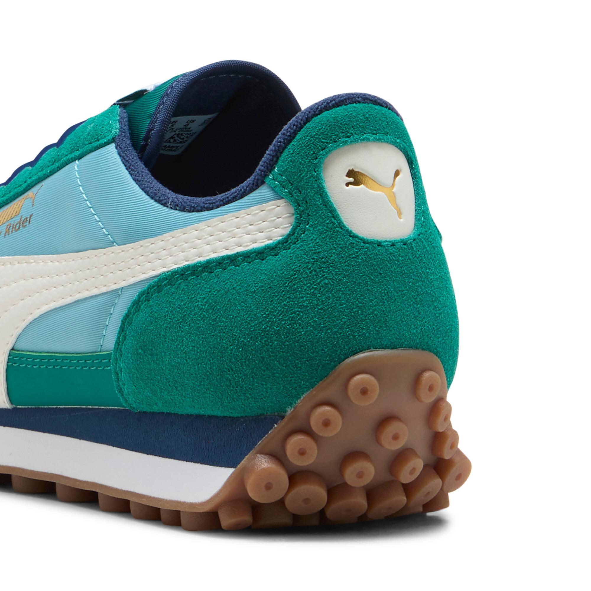 PUMA Arizona Graffiti FlagshipWns Women Shoes in Haute Tropic/White/Persian Blue Product Image