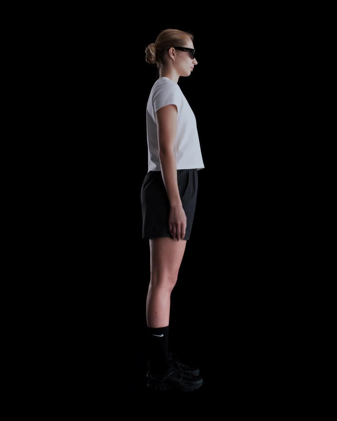 Nike Sportswear Club Women's Short-Sleeve Cropped Graphic T-Shirt Product Image