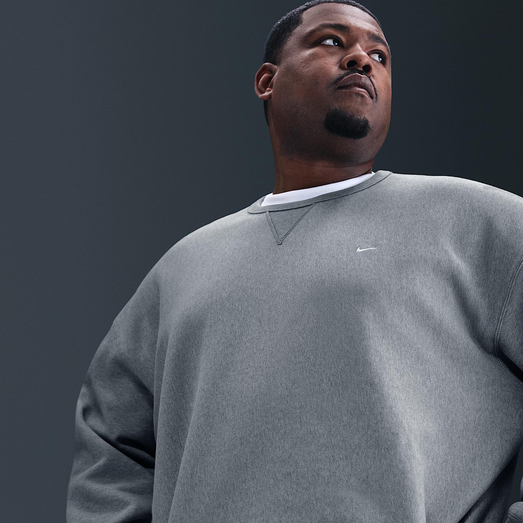 Nike Men's Solo Swoosh Fleece Crew Product Image