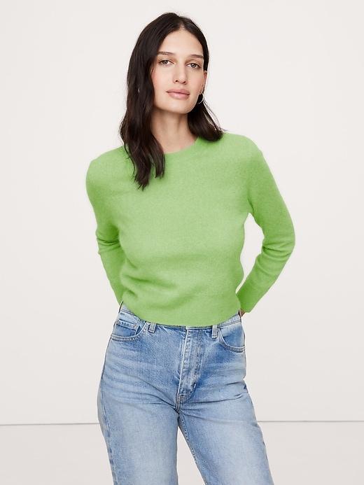 Lightweight Brushed Cashmere Crew-Neck Sweater Product Image