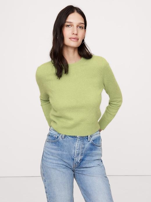 Lightweight Brushed Cashmere Crew-Neck Sweater Product Image