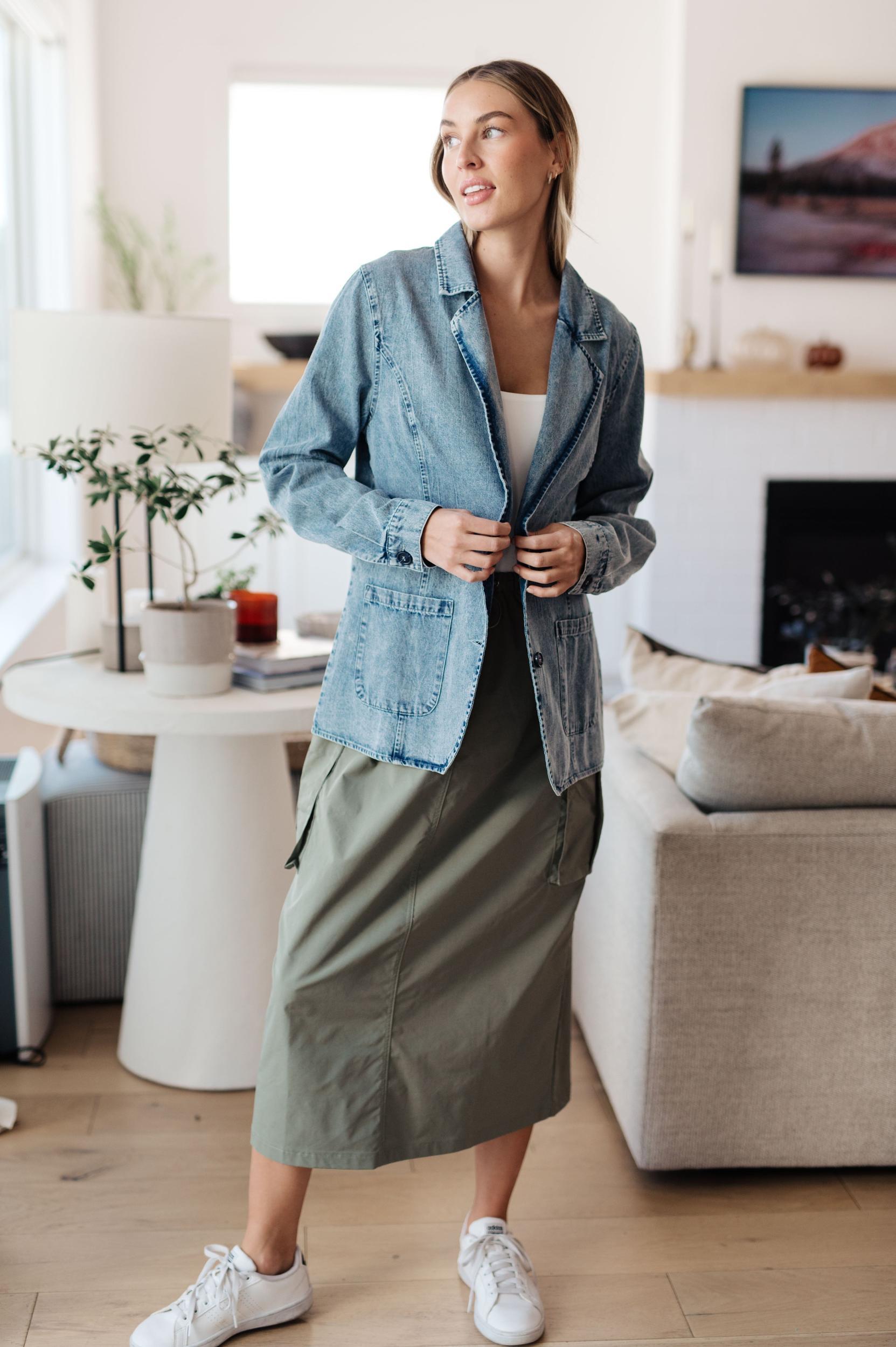 Business Brunch Denim Blazer - ONLINE EXCLUSIVE! Product Image