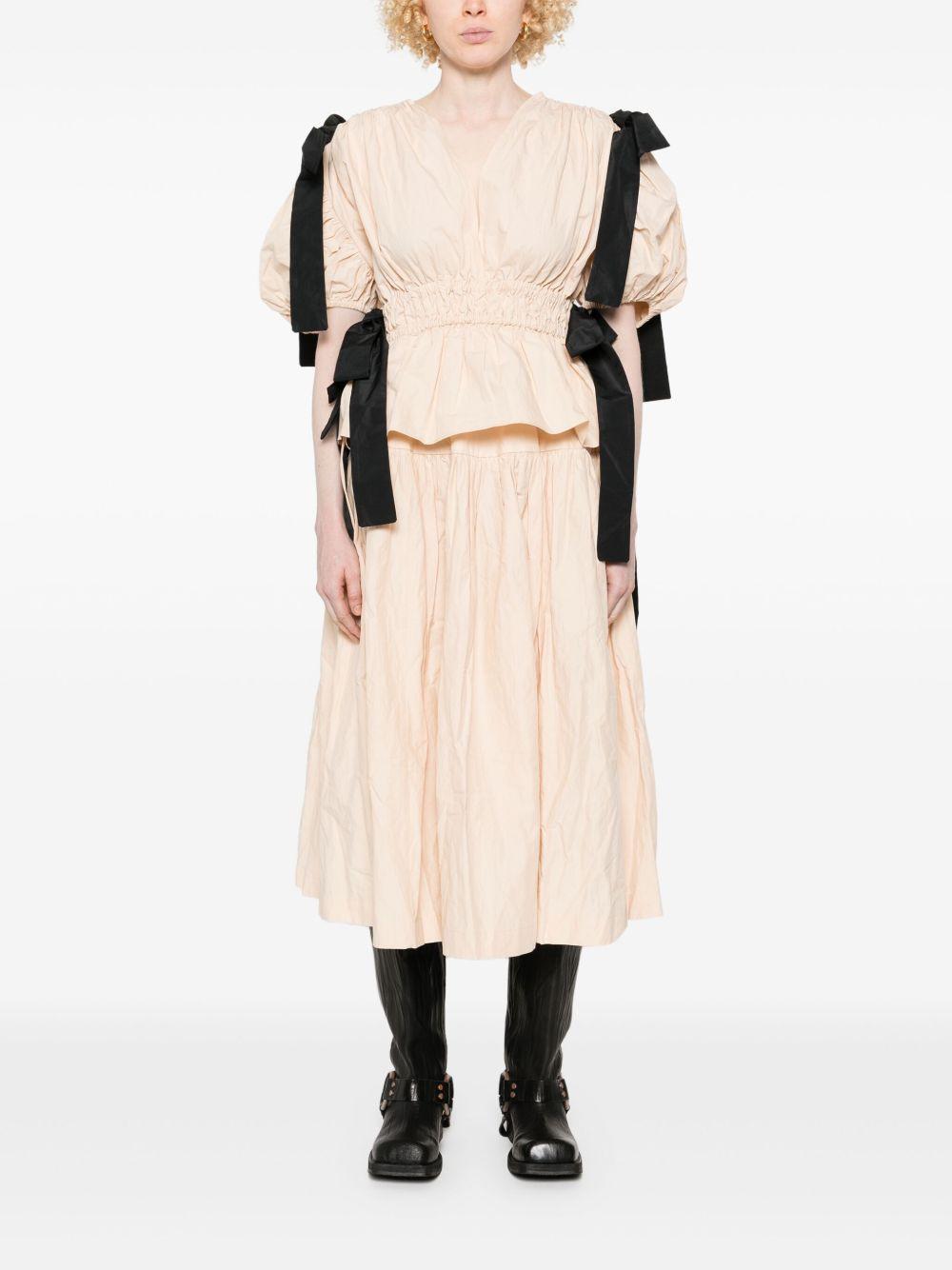 wrinkled blouse Product Image