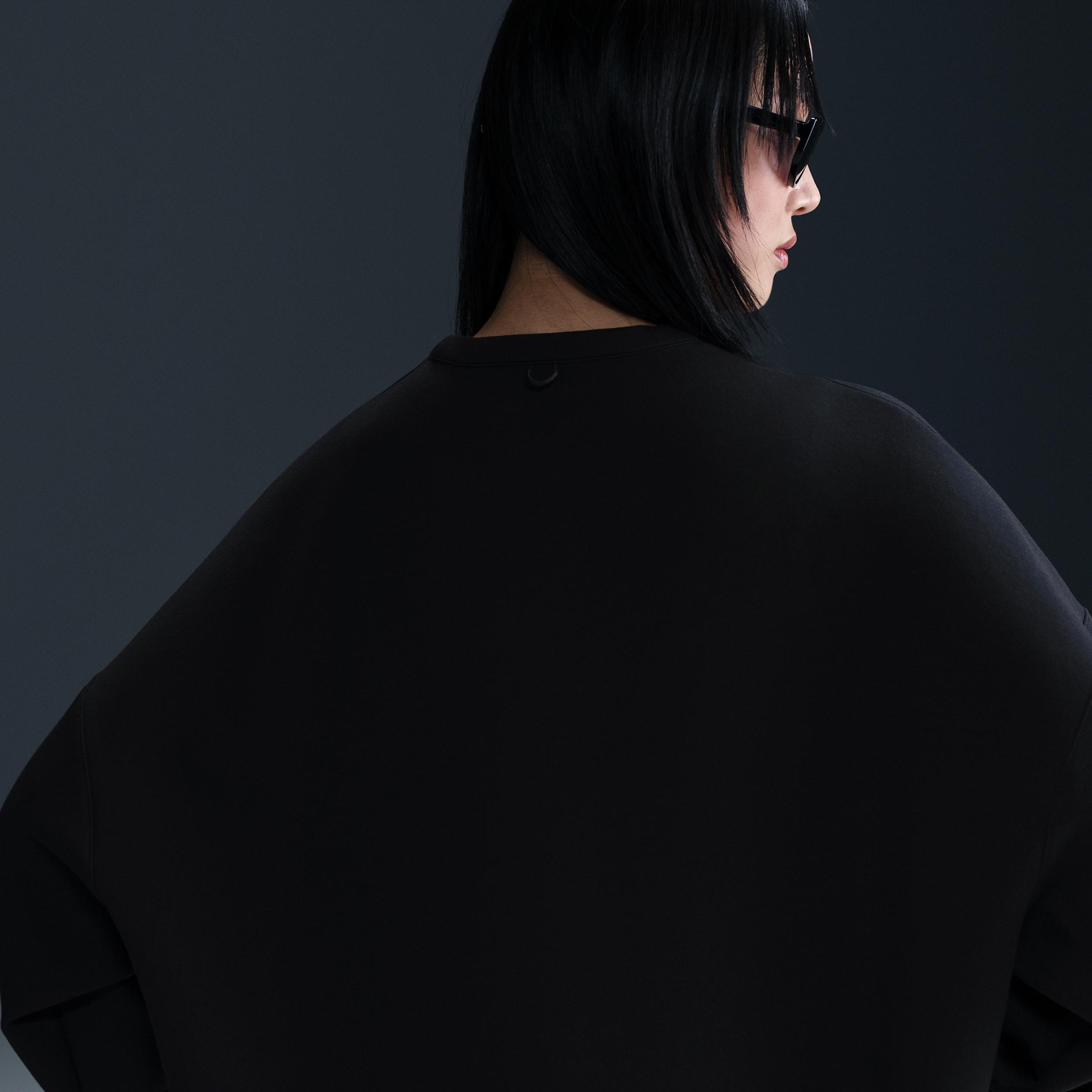 Nike Women's 24.7 ImpossiblySoft Dri-FIT Oversized Crew-Neck Top Product Image