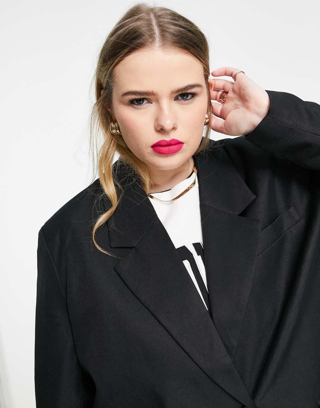 Noisy May Curve tailored blazer Product Image