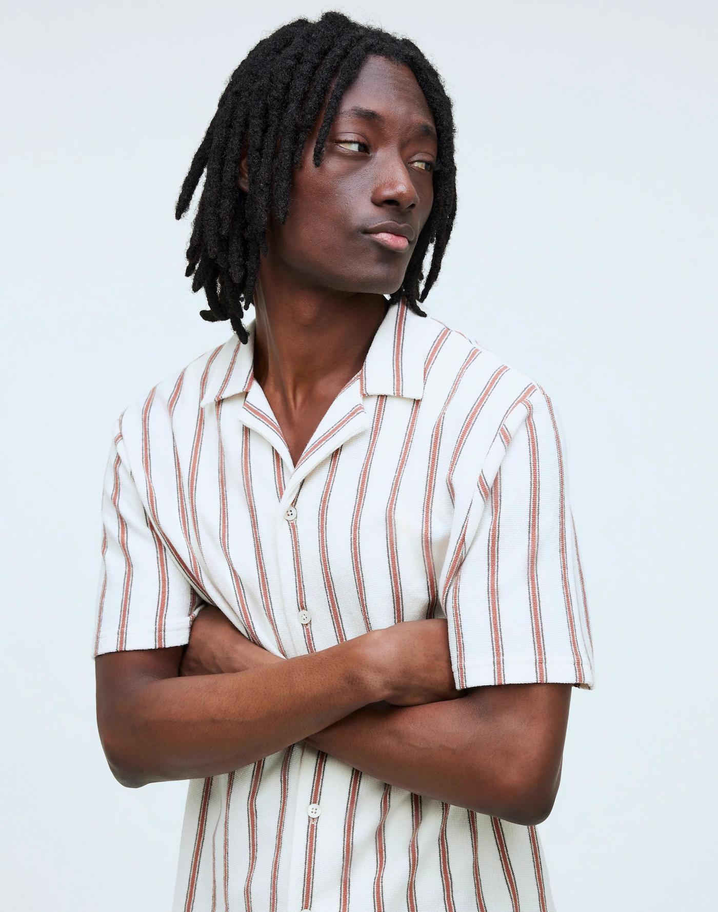Easy Short-Sleeve Shirt in Stripe Jacquard Product Image