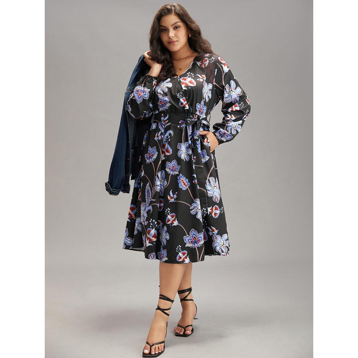 Plus Size Floral Print Elastic Cuffs Belted Dress Black Women Elegant Elastic cuffs V-neck Long Sleeve Curvy Midi Dress BloomChic 26/4X Product Image