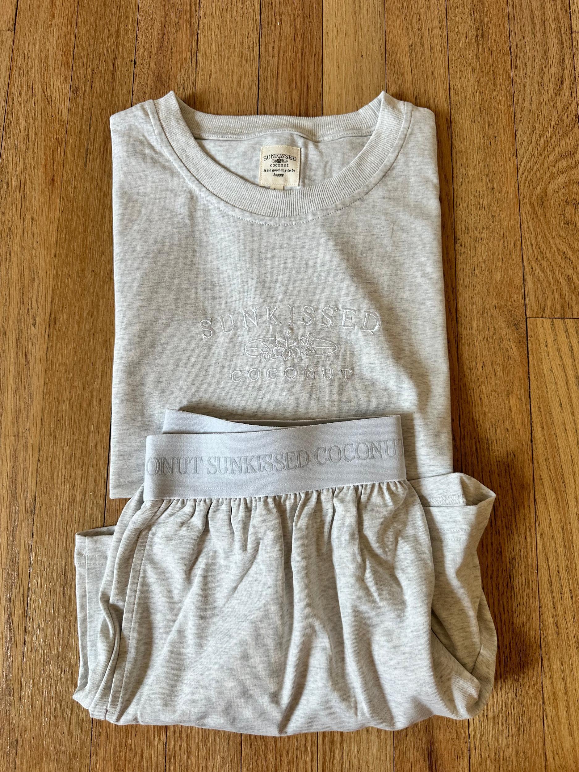 Hamptons Blue Basic Watercolor shorts Product Image