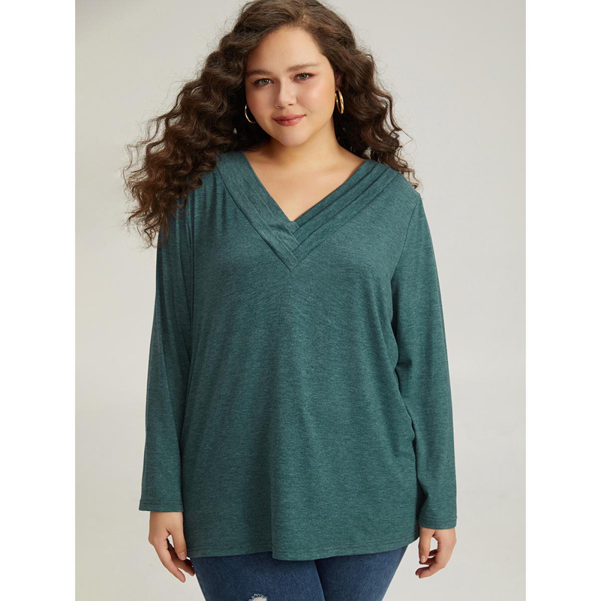 Plus Size Plain Heather Pleated V Neck T-shirt DarkGreen Women Casual Plain Plain V-neck Dailywear T-shirts BloomChic 30/6X Product Image
