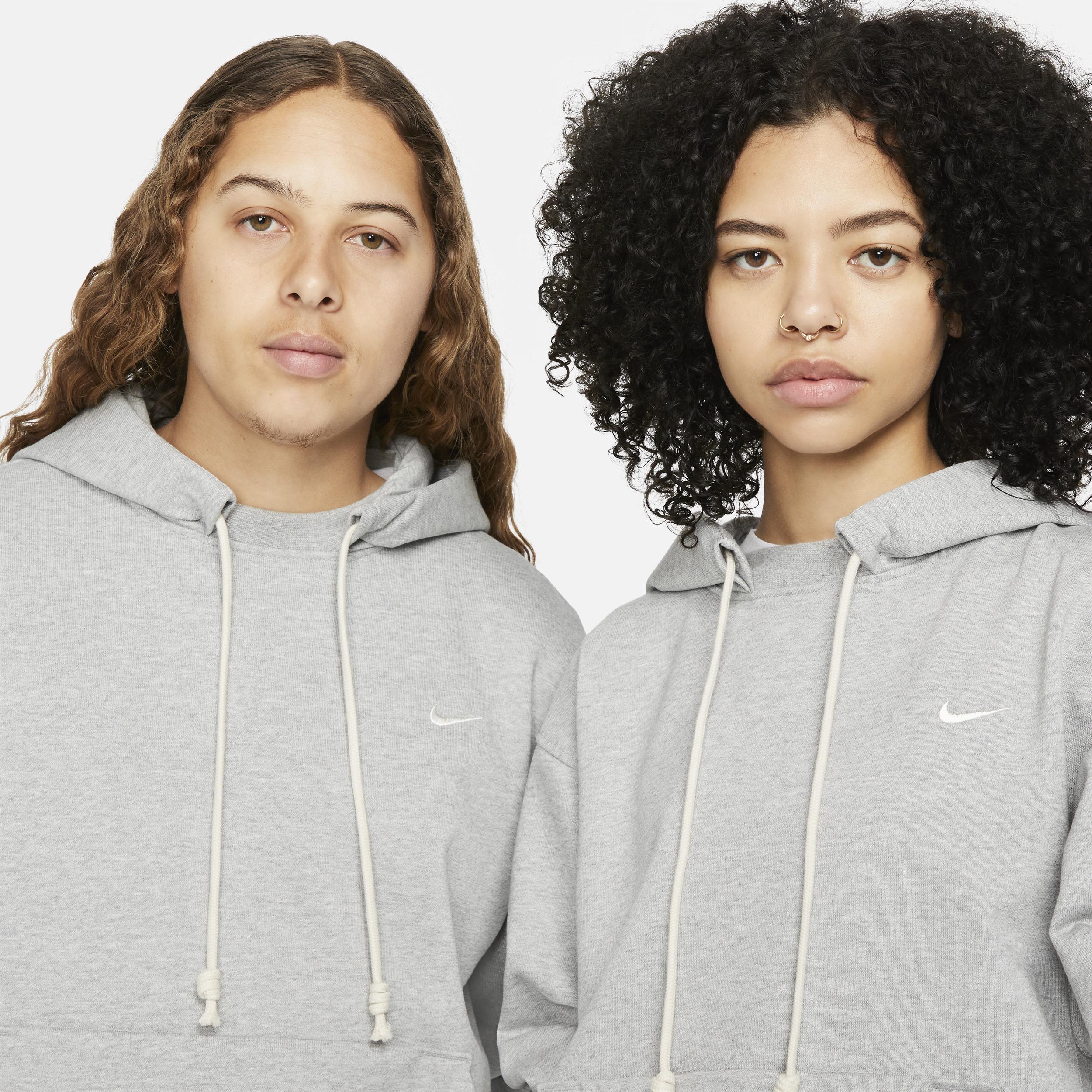 Nike Men's Standard Issue Dri-FIT Pullover Basketball Hoodie Product Image