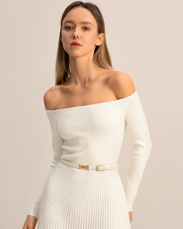 LS Clasp Leather Skinny Belt Product Image