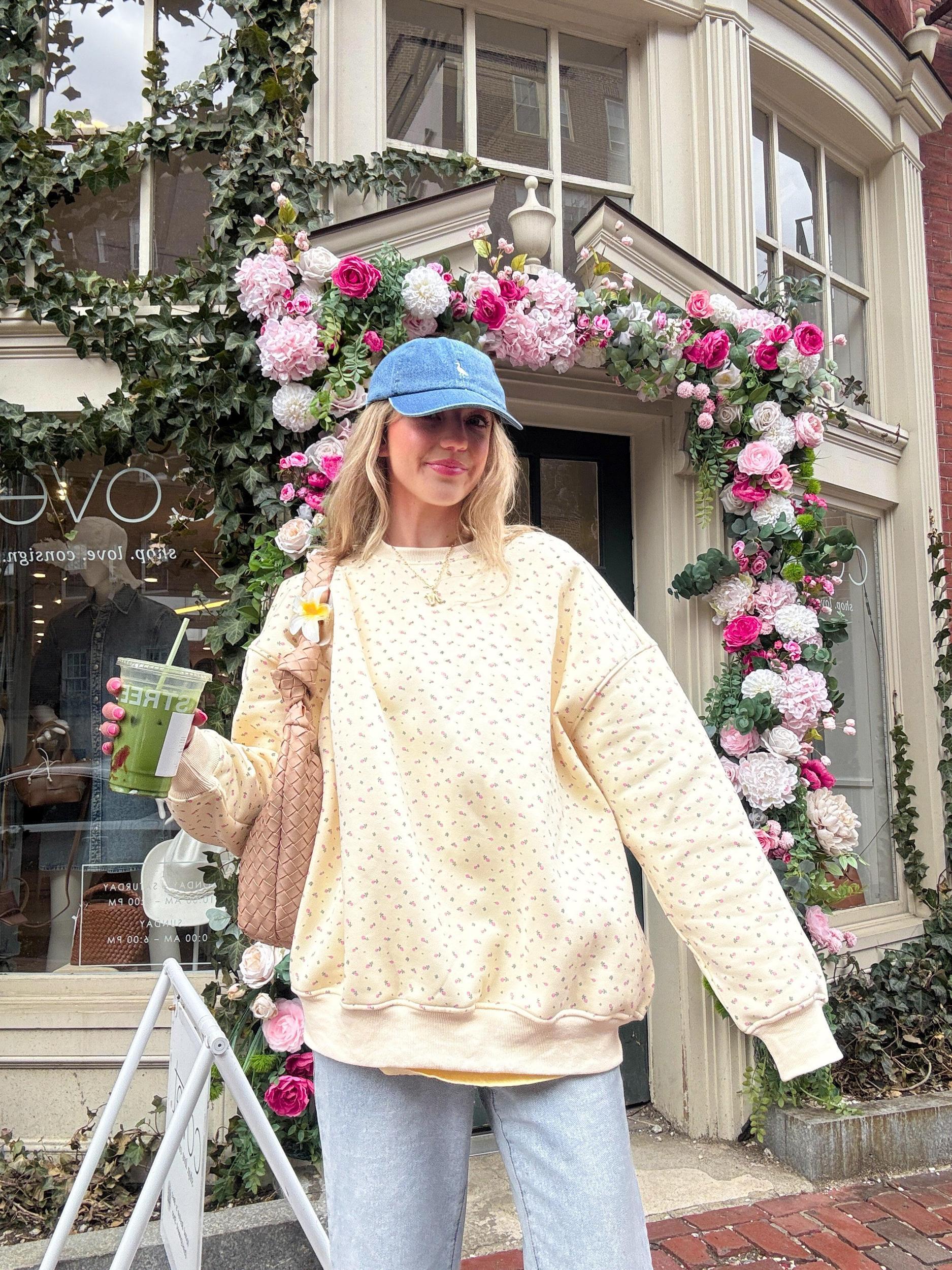 Blank Toasted Cream Roses Sweatshirt Product Image