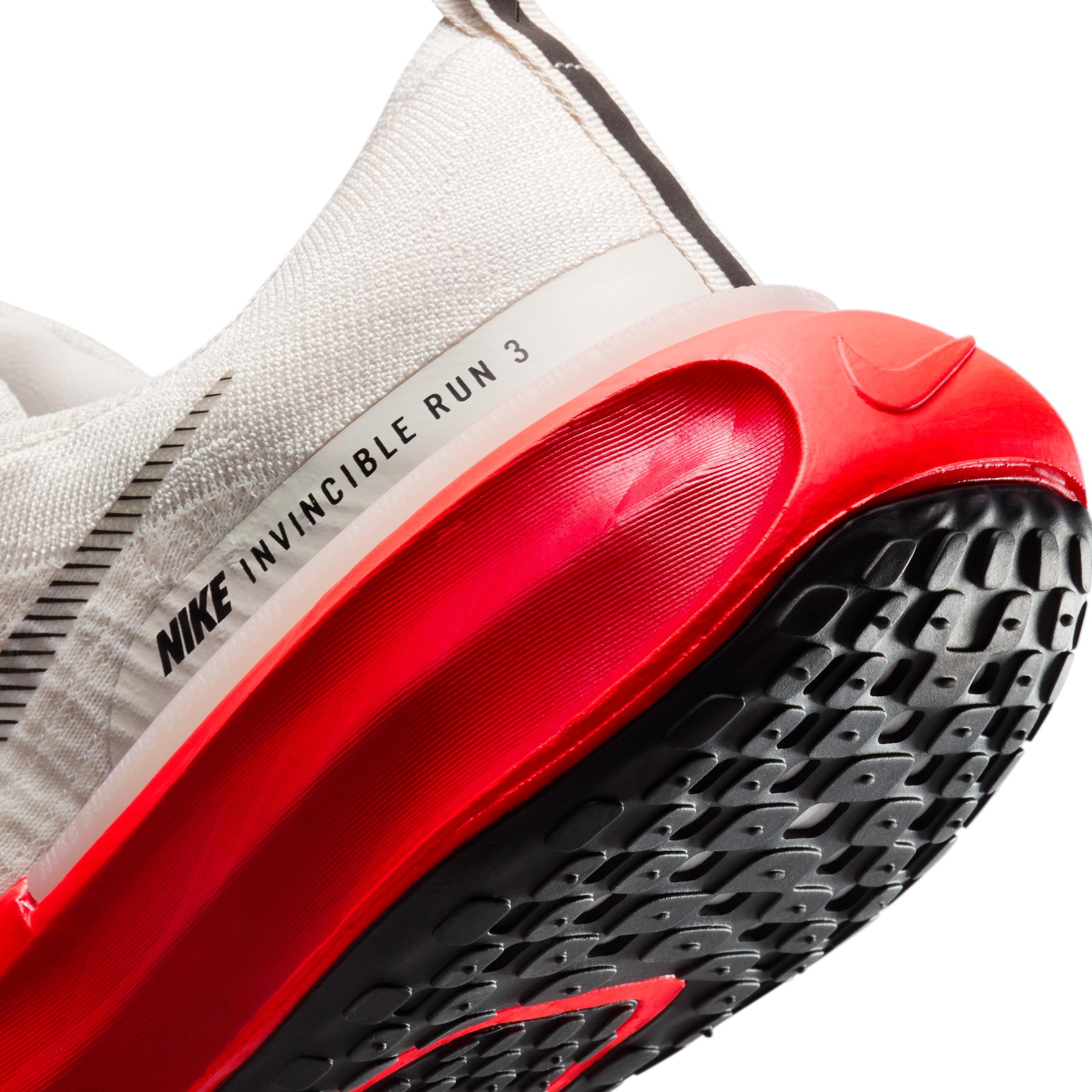 Nike Men's Invincible 3 Road Running Shoes Product Image
