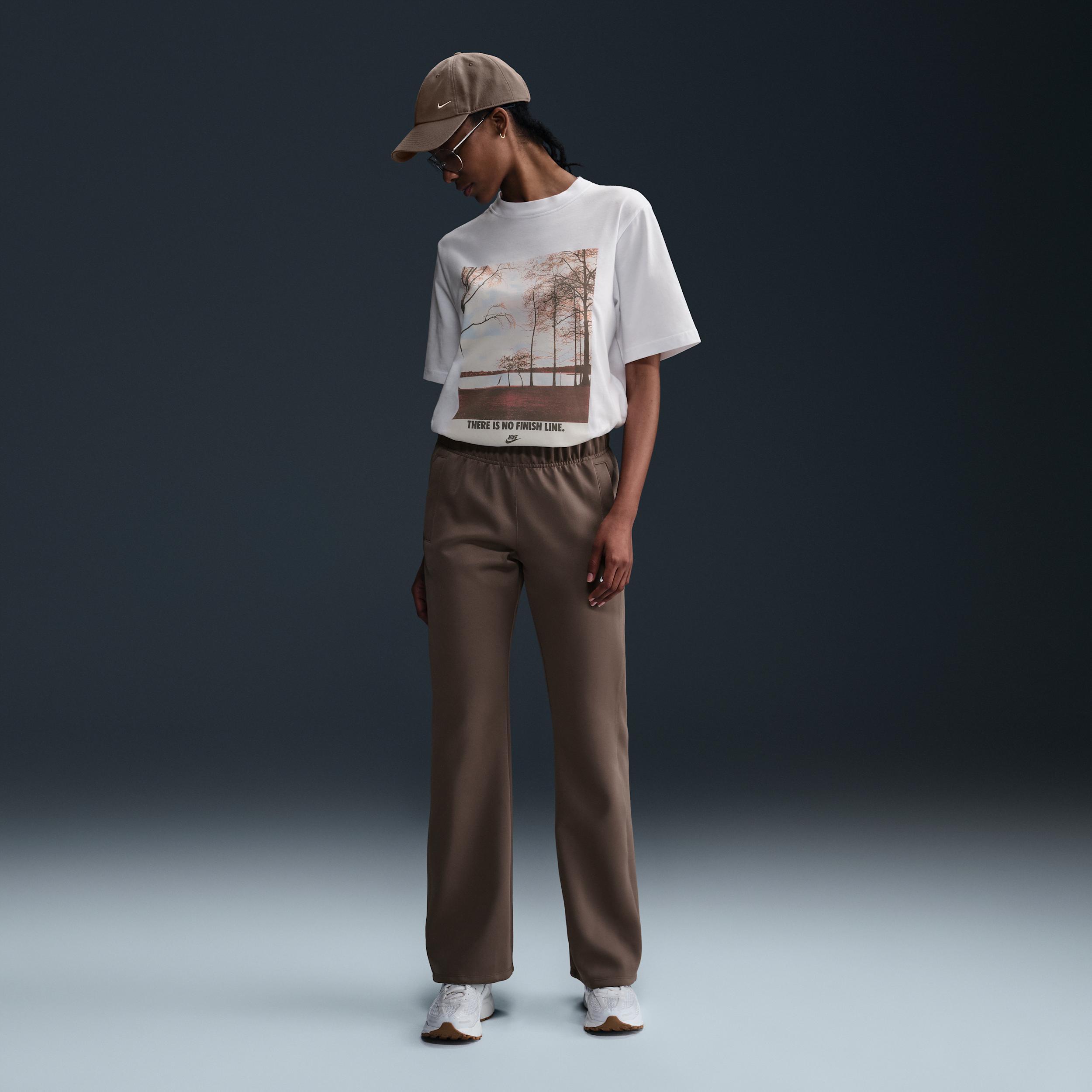 Nike Sportswear Women's Short-Sleeve Graphic T-Shirt Product Image